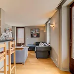 Apartment President, Alpes Agency, Central Chamonix, Sleeps 12