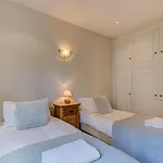 Apartment President, Alpes Agency, Central Chamonix, Sleeps 12 Chamonix