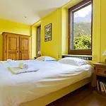 Apartment President, Alpes Agency, Central Chamonix, Sleeps 12 Chamonix