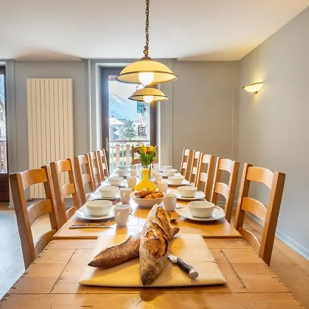 Apartment President - Alpes Travel - Central Chamonix - Sleeps 12