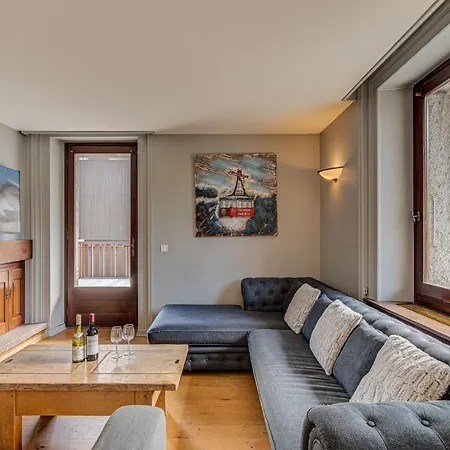 Apartment Apartment President - Alpes Travel - Central Chamonix - Sleeps 12 *