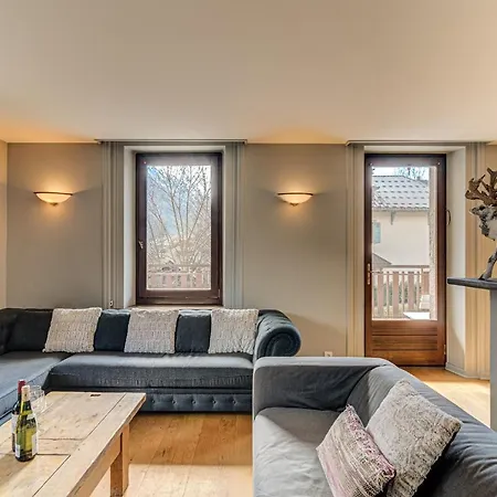Apartment President - Alpes Travel - Central Chamonix - Sleeps 12 Apartment Chamonix