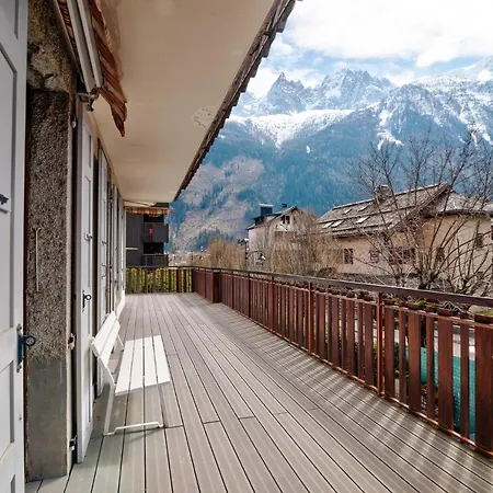 Apartment President, Alpes Agency, Central Chamonix, Sleeps 12 Chamonix