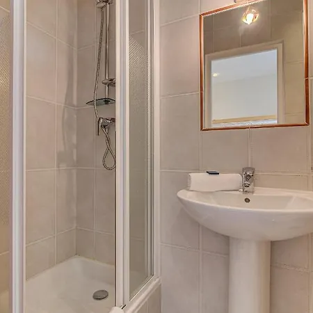 Apartment President - Alpes Travel - Central Chamonix - Sleeps 12 Apartment