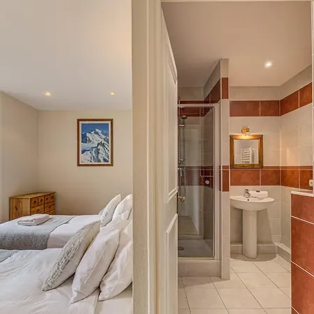 Apartment President - Alpes Travel - Central Chamonix - Sleeps 12 *