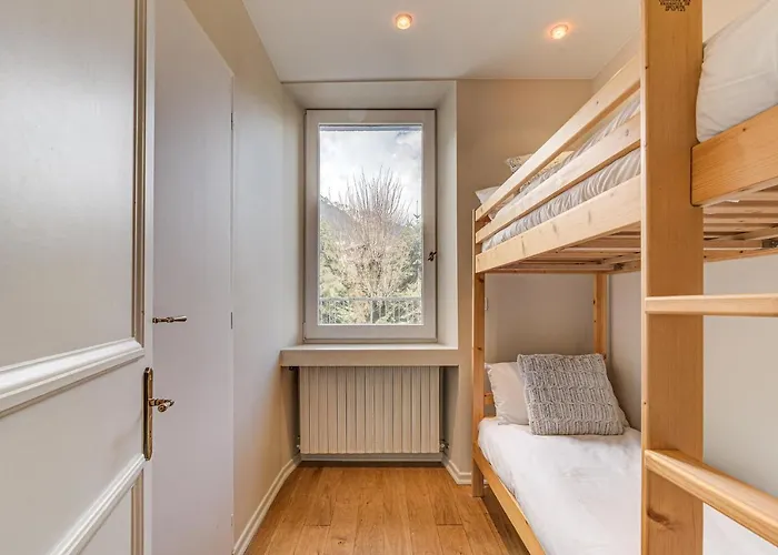 President - Alpes Travel - - Sleeps 12 Lejlighed