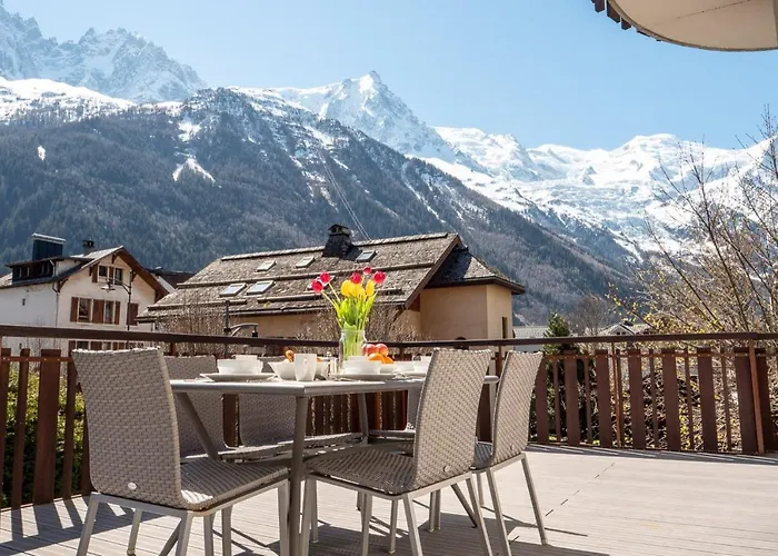 President - Alpes Travel - - Sleeps 12 * Chamonix